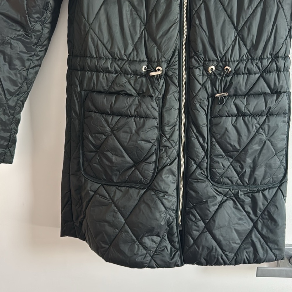 Green Lightweight Fall Jacket - Picture 3 of 6